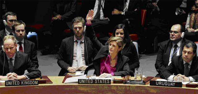 Саманта Пауэр, посол США в ООН, впервые воздерживается при голосовании резолюции против поселенческой политики Израиля — исторический поворотный момент. Источник: DPA