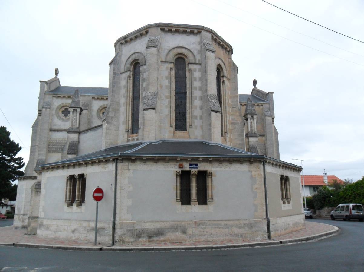 Церковь св. Фердинанда в Ville d’Automne