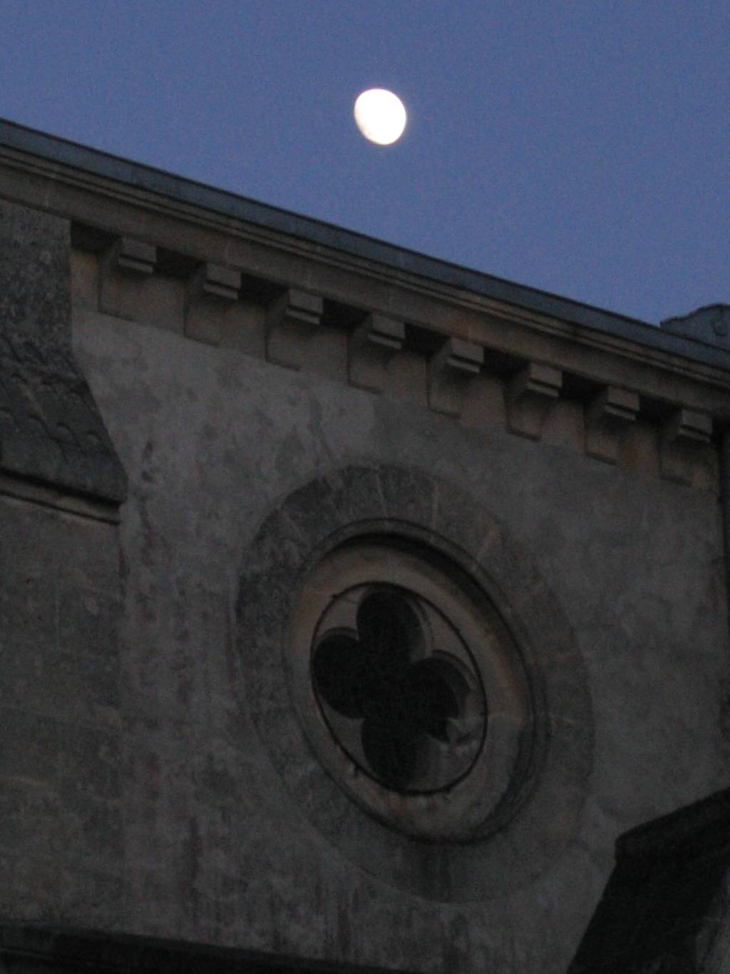 Луна и крест… Церковь св. Фердинанда в Ville d’Automne