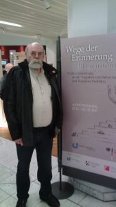 Клаус Дёнекке на открытии выставки в Дюссельдорфе памяти жертв Бабьего Яра, январь 2017