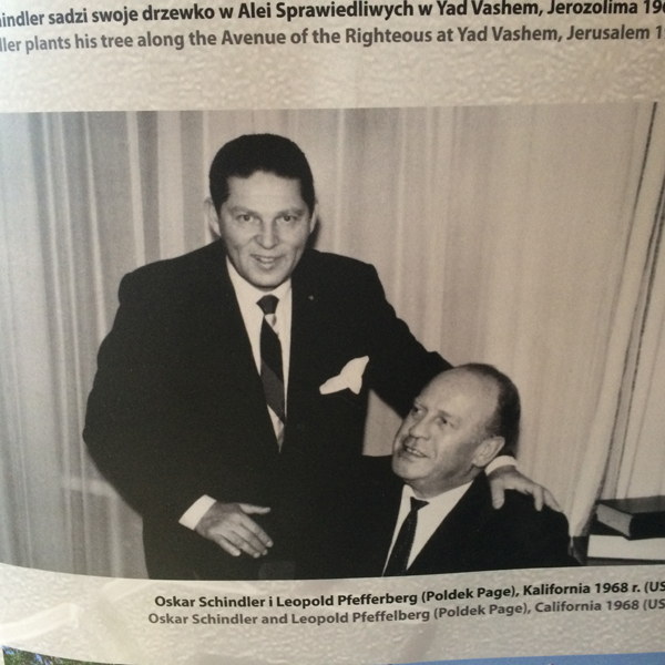 Встреча Оскара Шиндлера с Полдеком Пфеффербергом в 1968 году в Калифорнии