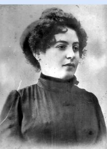 Александра — родная мать моего отца, 1905 год