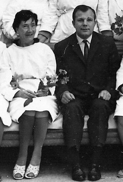 Мама с Ю. Гагариным в 1967 году