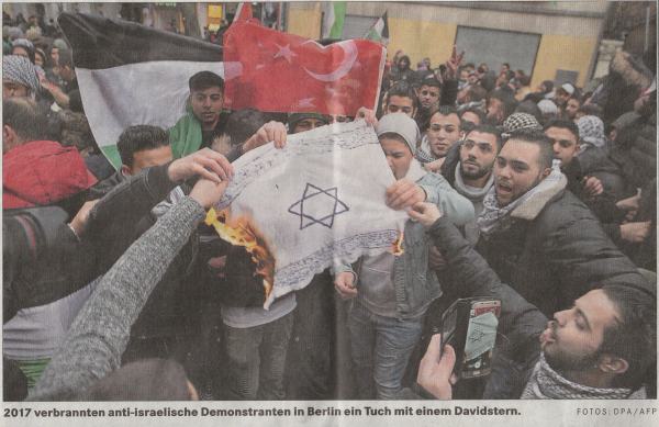 В 2017 году антиизраильские демонстранты в Берлине сожгли платог со Звездой Давида