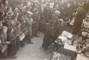 Аукцион еврейского имущества в Лёррахе, конец 1940 г.