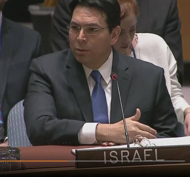 На заседании Совета Безопасности израильские и палестинские представители с гневом и оскорблениями обрушились друг на друга. Источник: The World