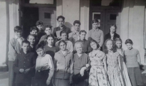 Фото нашего класса в МСХШ (1957 год)